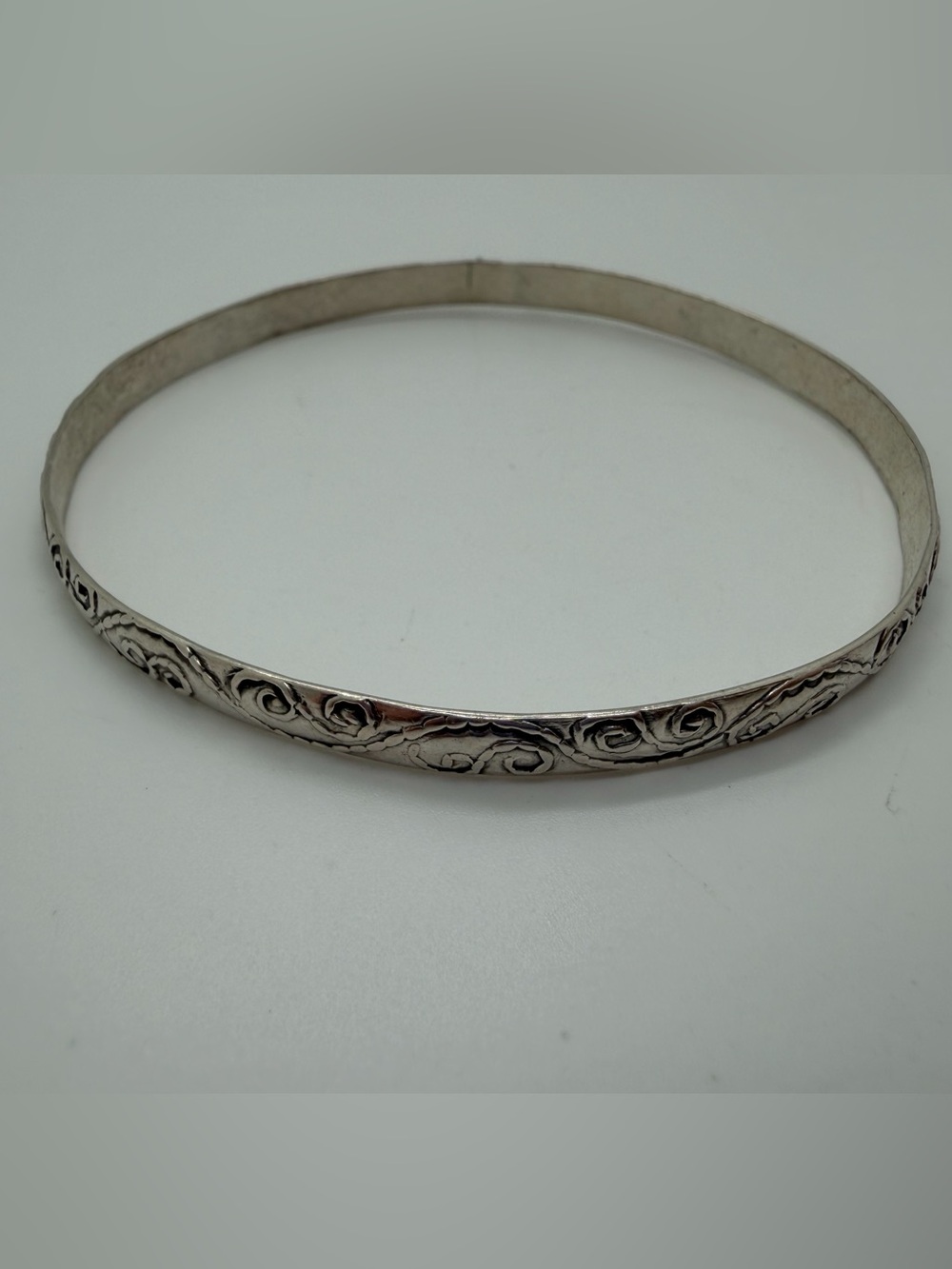 Vintage Sterling silver swirl design bangle